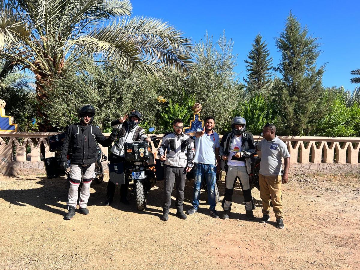 Paradis Touareg Загора Екстериор снимка